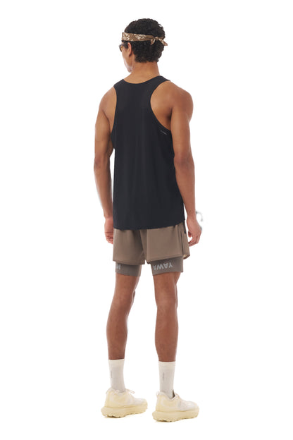 Space-O Singlet Black - vista posterior en modelo