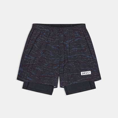 Short 2 en 1 SAYSKY 5" para hombre, color Black Camo - vista frontal del producto