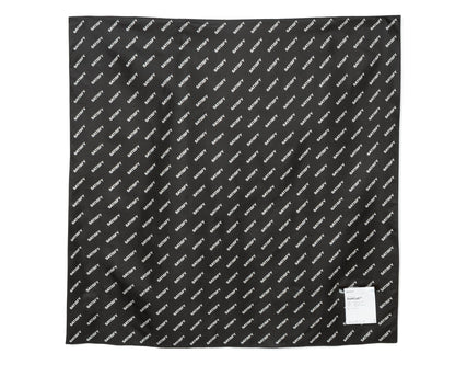 SoftCell Silk Bandana Black - carre de seda extendido