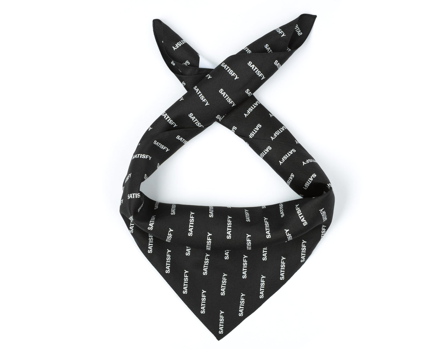 SoftCell Silk Bandana Black - anudada, vista frontal