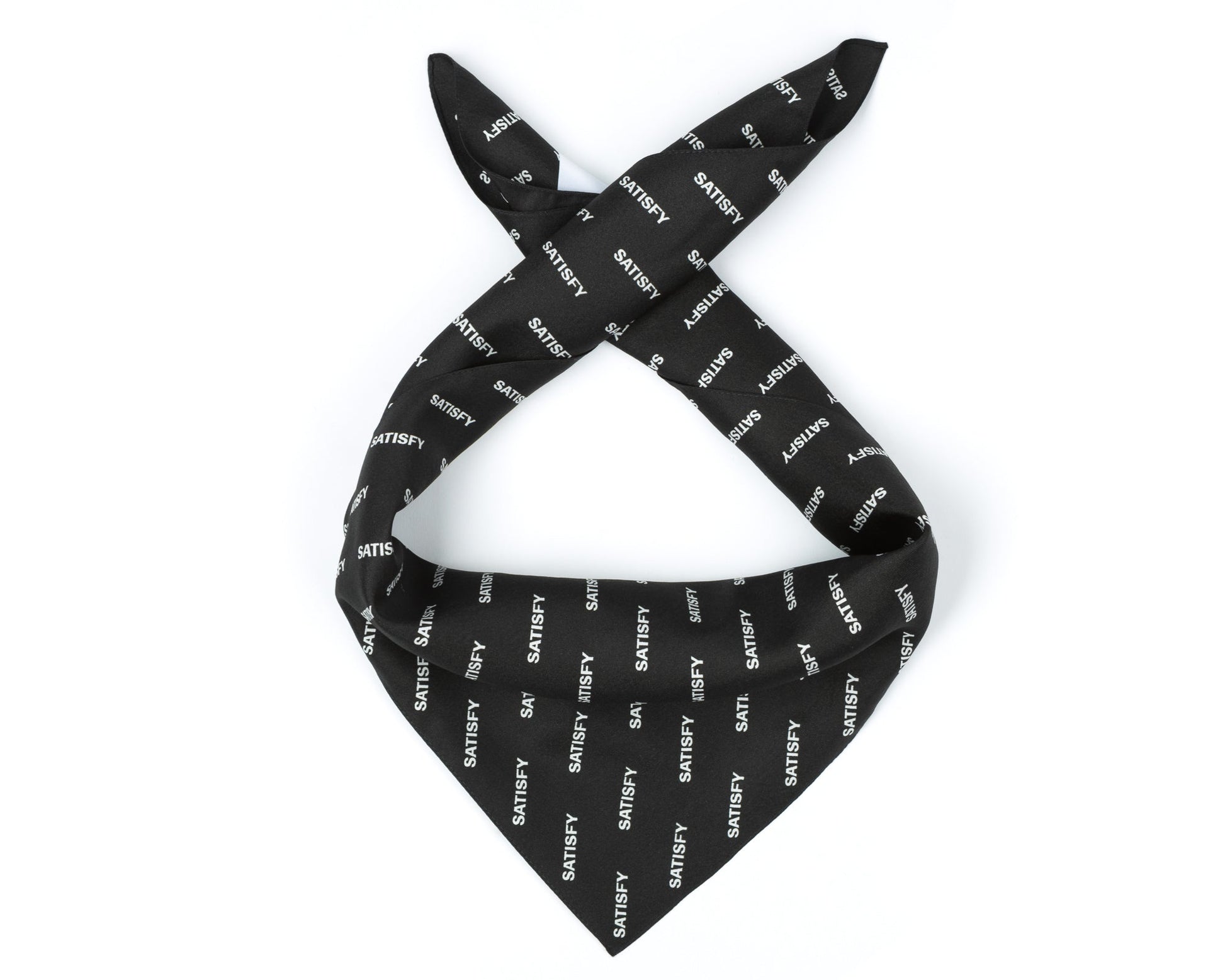 SoftCell Silk Bandana Black - anudada, vista frontal