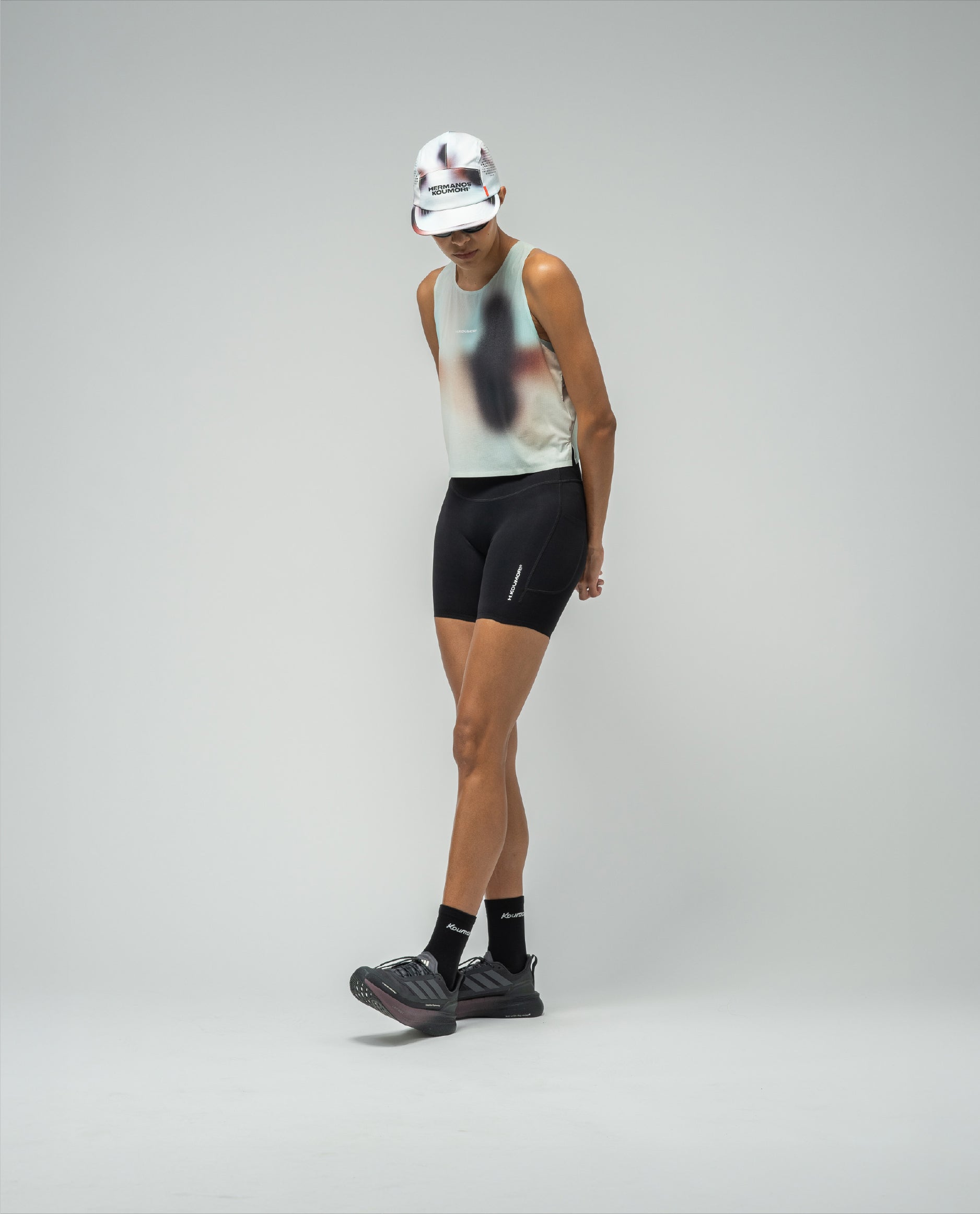 Women's Crop Race Singlet Fog - vista posterior