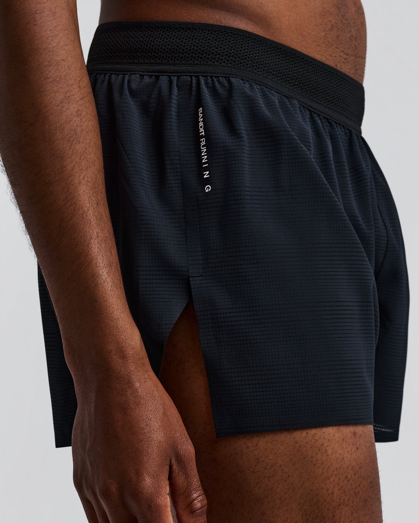 Men's CoolGrid 3" Split Short