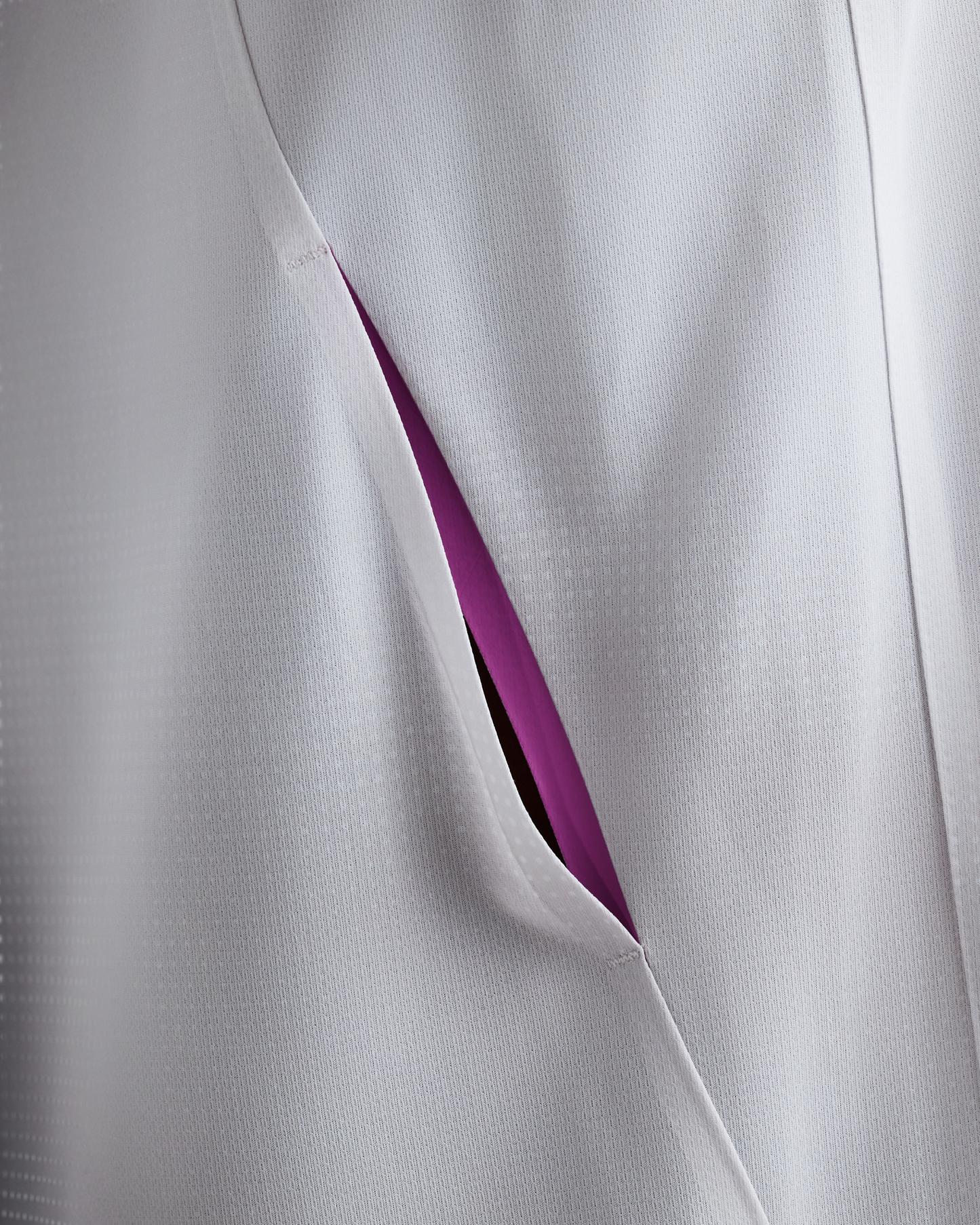 Men's Specter Tee w/Flopack