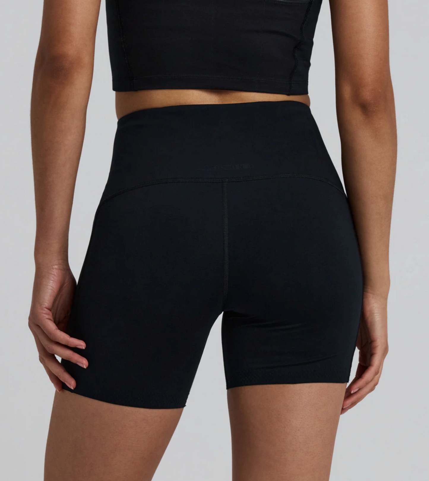 Women's Stamina-V Short Tight