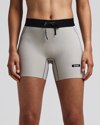 Women's Cadence Comp. Shorts