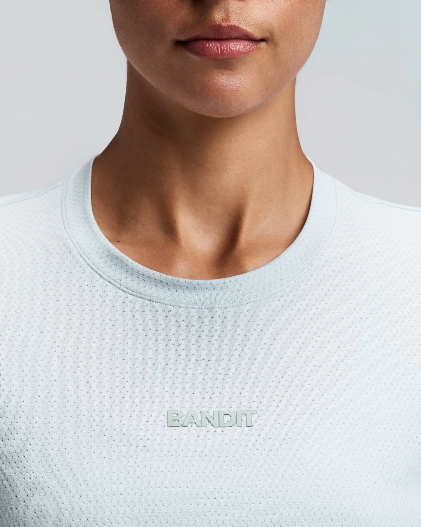 Women's Micromesh Cropped Run Tee