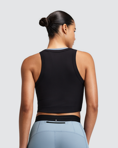 Bividí Bandit Vituccia para mujer, color negro - vista frontal en modelo de cerca